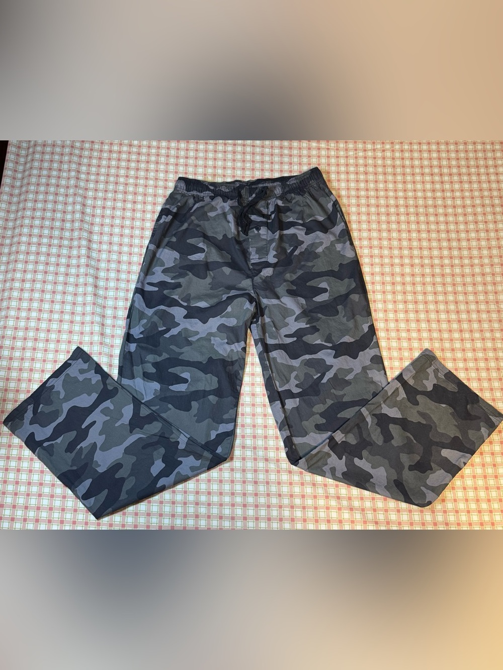 Columbia Men's Black & Gray Camo Jogger Pants